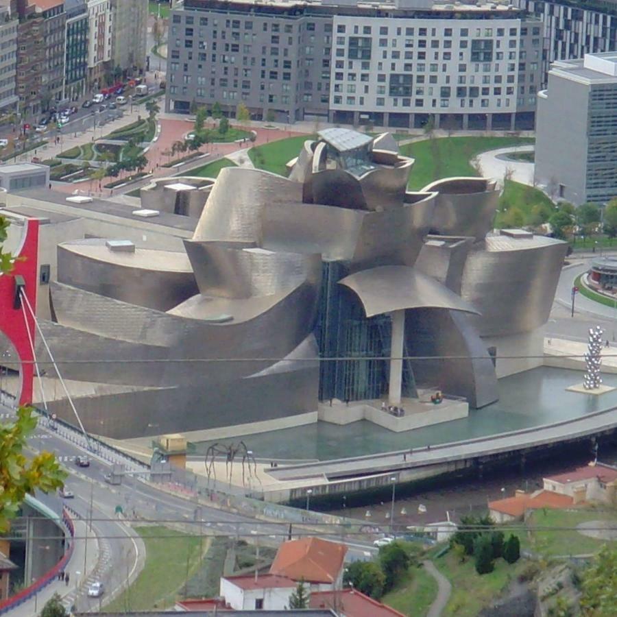 Guggenheim Bilbao Center Appartement Buitenkant foto